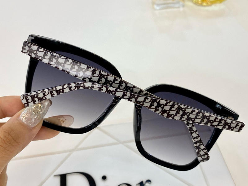 DIOR Sunglasses 32